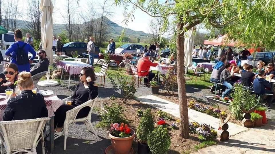 Отель Piac Vendeghaz Kaptalantoti Экстерьер фото